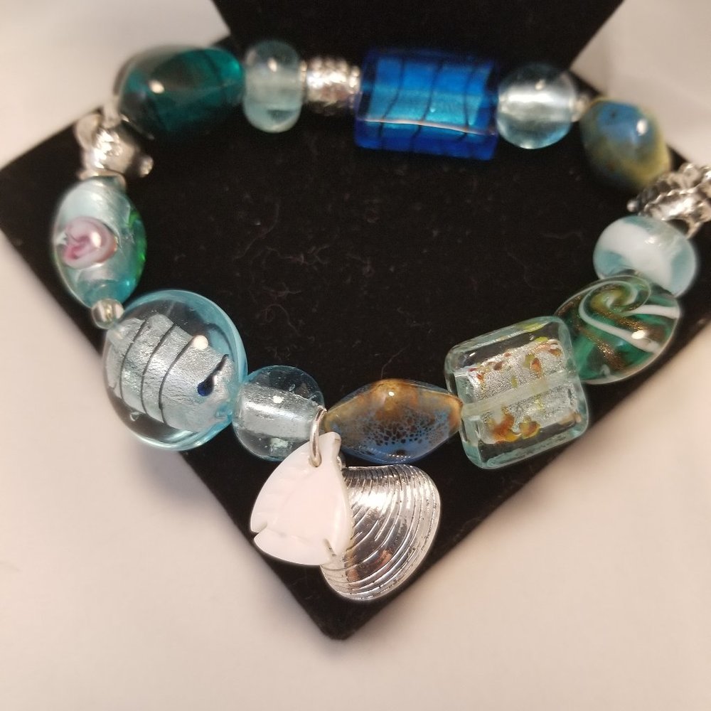 Blue glass bead bracelet